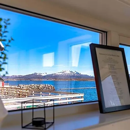 Lofoten Rorbu ロッジ Offersoya